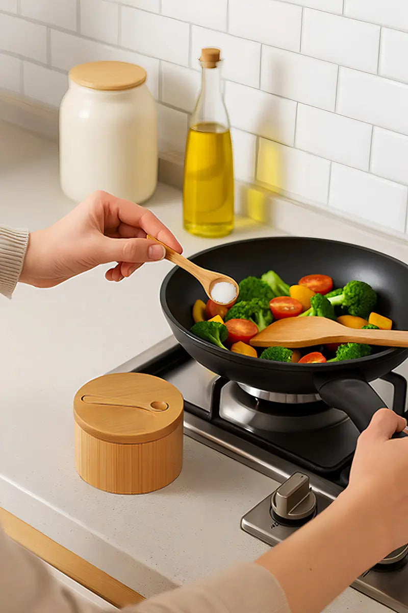 Imagem 4 de 8 de Saleiro Pote Sal Tempero Cozinha Bambu Essencial Zenlart Bambu